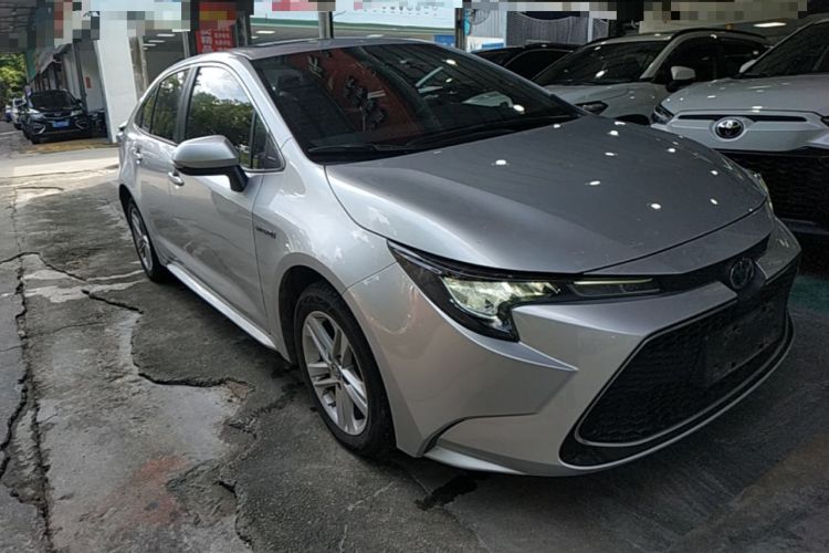 Used Toyota Levin 2021 Dual-Engine 1.8H E-CVT Luxury Edition Front Right 45 Deg
