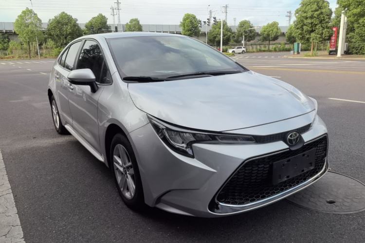 Used Toyota Levin 2021 185T CVT Luxury Edition Front Right 45 Deg