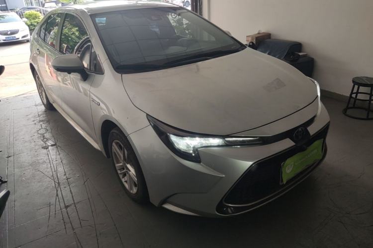 Used Toyota Levin 2021 Dual-Engine 1.8H E-CVT Luxury Edition Front Right 45 Deg