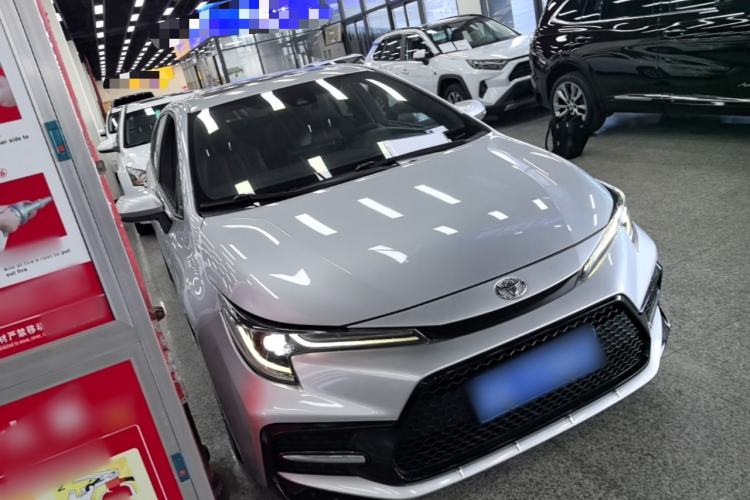 Used Toyota Levin 2021 185T CVT Sport Edition Front Right 45 Deg