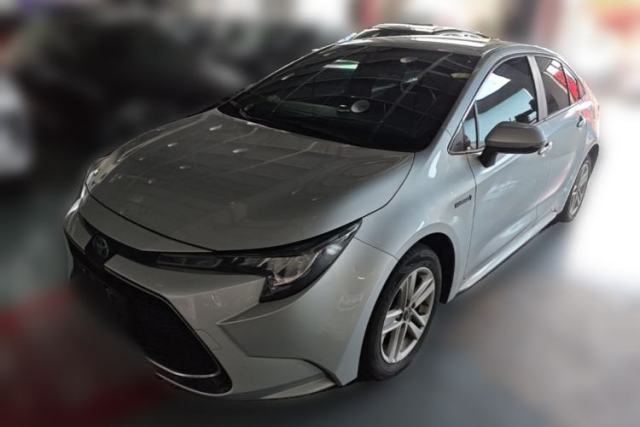 Ojetý Toyota Levin 2021 Dual-Engine 1.8H E-CVT Luxury Edition