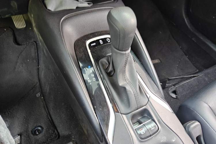 Used Toyota Levin 2021 185T CVT Luxury Edition Gear Lever