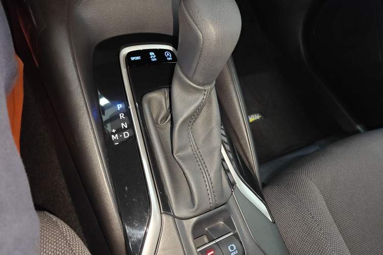 Used Toyota Levin 2021 185T CVT Luxury Edition Gear Lever