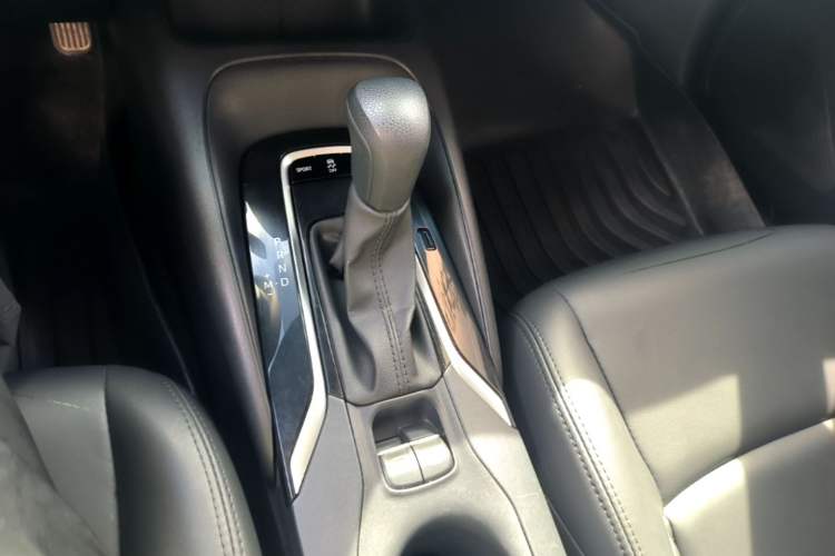 Used Toyota Levin 2021 185T CVT Luxury Edition Gear Lever