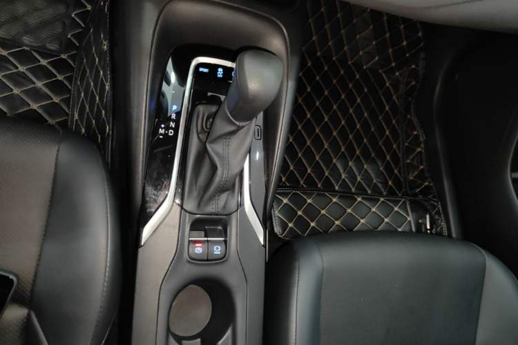 Used Toyota Levin 2021 185T CVT Luxury Edition Gear Lever
