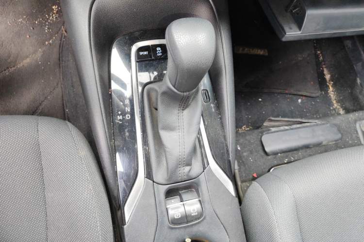 Used Toyota Levin 2021 185T CVT Entry-Level Version Gear Lever