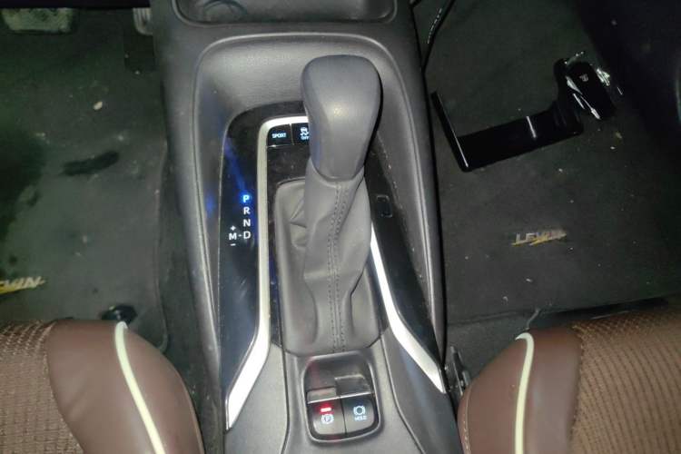 Used Toyota Levin 2021 185T CVT Luxury Edition Gear Lever