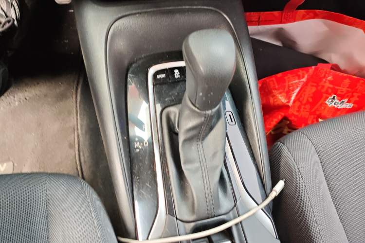 Used Toyota Levin 2021 185T CVT Luxury Edition Gear Lever