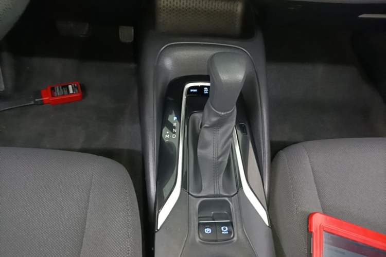 Used Toyota Levin 2021 185T CVT Luxury Edition Gear Lever