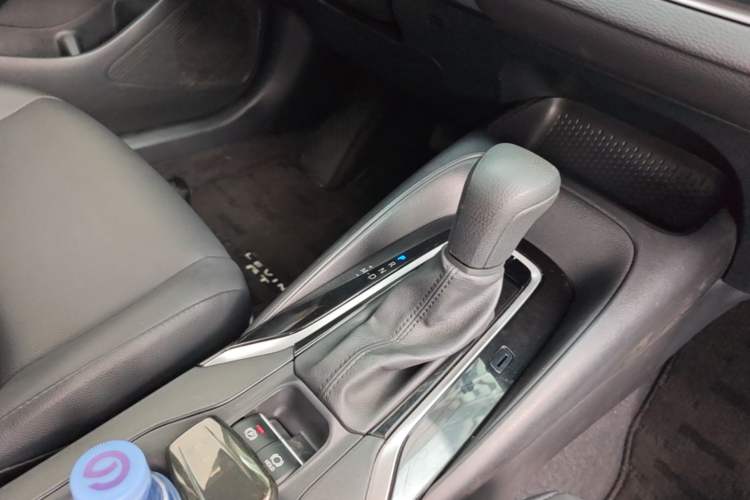 Used Toyota Levin 2021 2.0L Luxury Edition Gear Lever