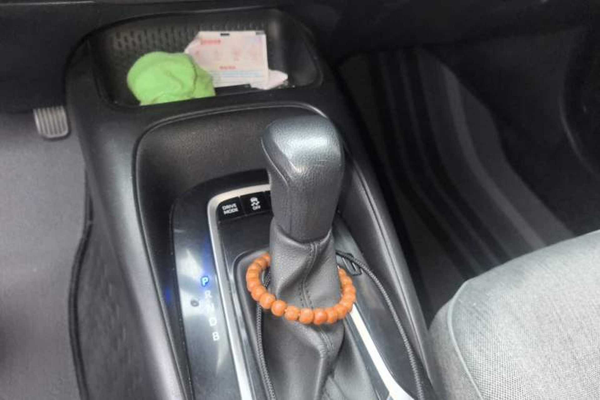 Used Toyota Levin 2021 Dual-Motor 1.8H E-CVT Progressive Edition Gear Lever