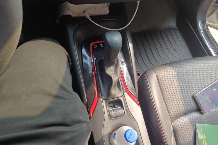 Used Toyota Levin 2021 Dual-Motor 1.8H E-CVT Sport Edition Gear Lever