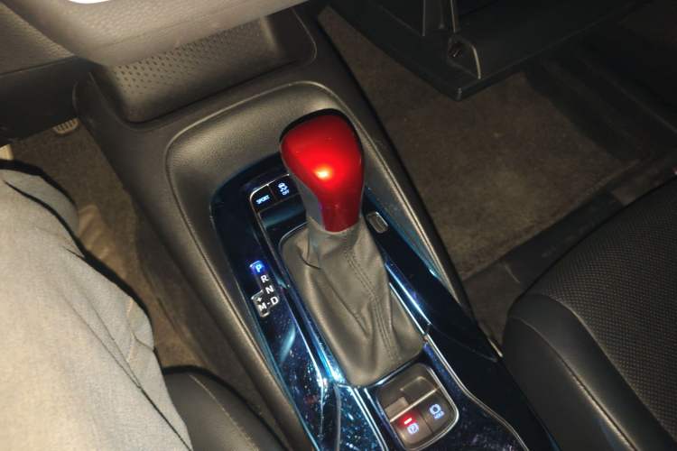Used Toyota Levin 2021 185T CVT Luxury Edition Gear Lever