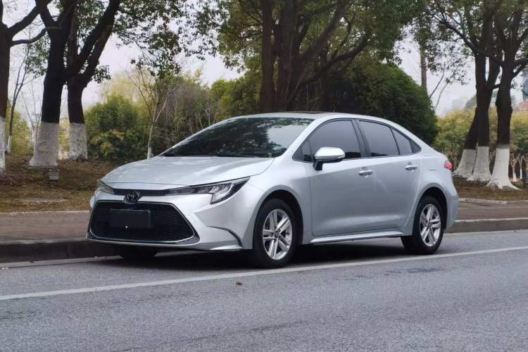 Used Toyota Levin 2021 185T CVT Luxury Edition Guazi used car, China used car export, Used car for sale, Used Toyota cars, Cheapest cars for sale
