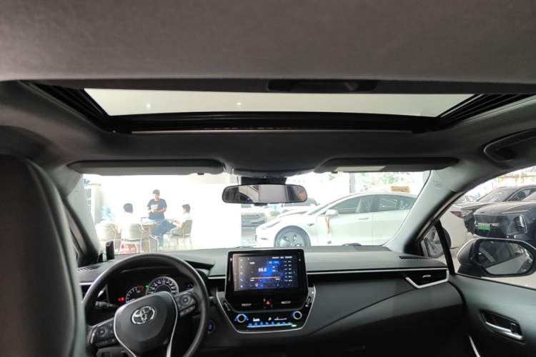 Used Toyota Levin 2021 185T CVT Luxury Edition Headliner