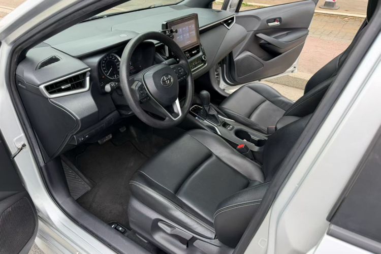 Used Toyota Levin 2021 185T CVT Luxury Edition Interior 2