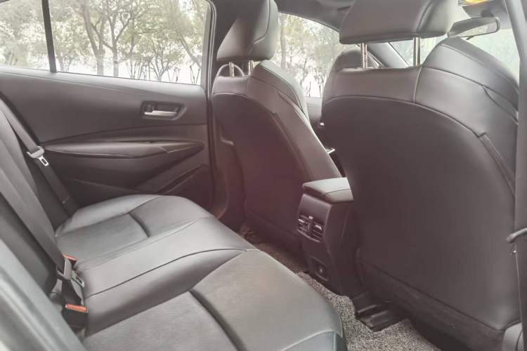 Used Toyota Levin 2021 185T CVT Luxury Edition Interior 6