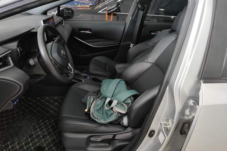 Used Toyota Levin 2021 185T CVT Luxury Edition Left Front Seat