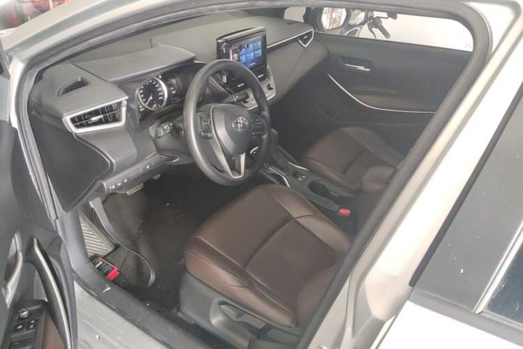 Used Toyota Levin 2021 Dual-Engine 1.8H E-CVT Luxury Edition Left Front Seat