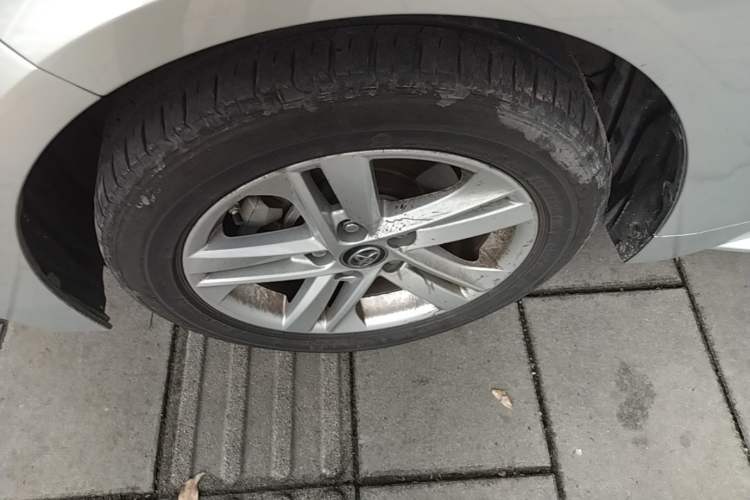 Used Toyota Levin 2021 185T CVT Luxury Edition Left Front Wheel Hub