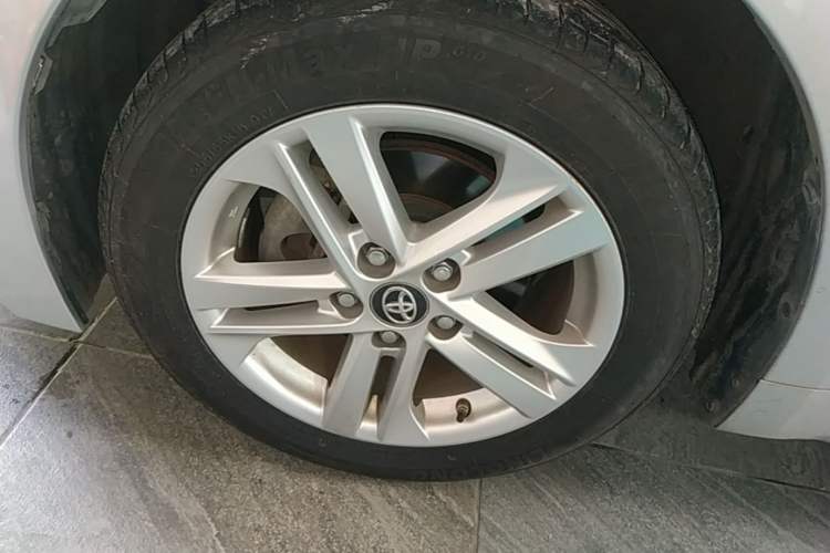 Used Toyota Levin 2021 Dual-Engine 1.8H E-CVT Luxury Edition Left Front Wheel Hub