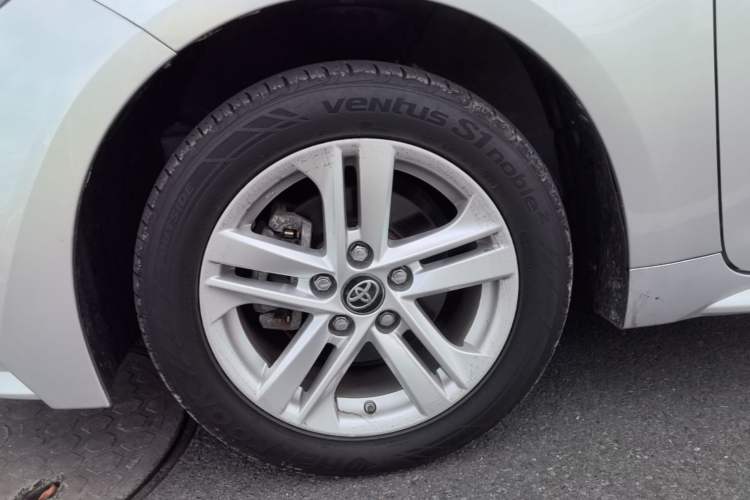 Used Toyota Levin 2021 185T CVT Luxury Edition Left Front Wheel Hub