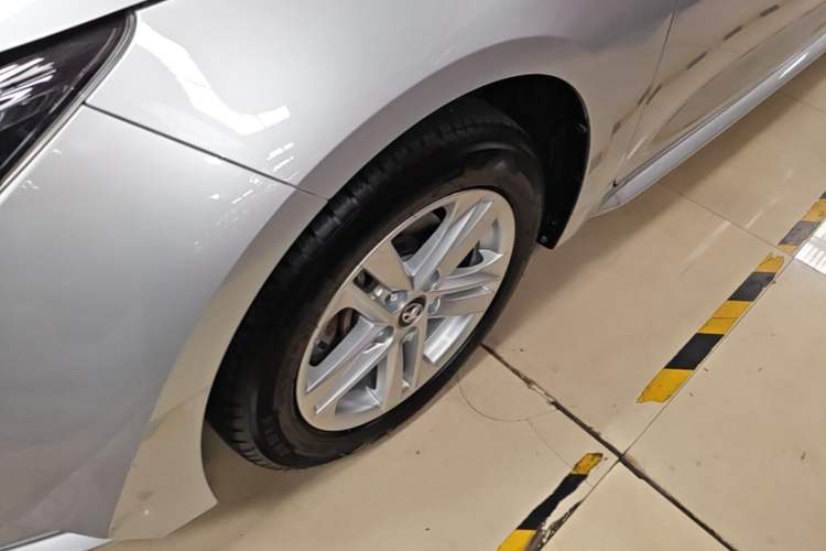Used Toyota Levin 2021 185T CVT Luxury Edition Left Front Wheel Hub