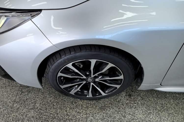 Used Toyota Levin 2021 185T CVT Sport Edition Left Front Wheel Hub