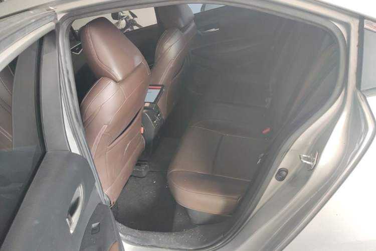 Used Toyota Levin 2021 Dual-Engine 1.8H E-CVT Luxury Edition Left Rear Seat