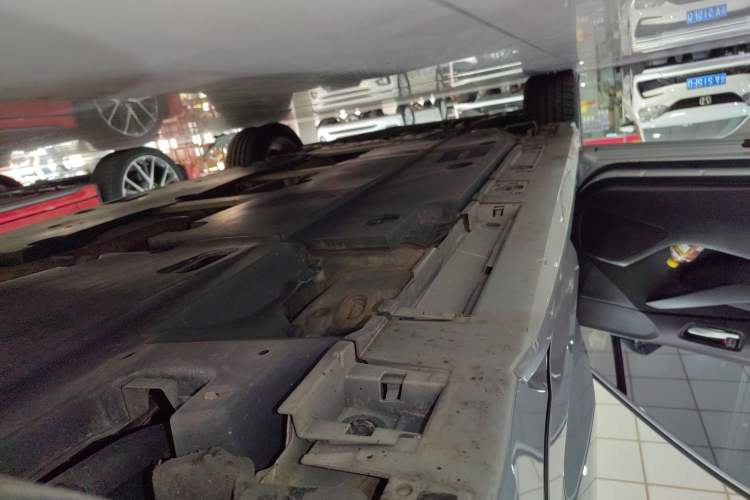 Used Toyota Levin 2021 185T CVT Luxury Edition Left Side Sill
