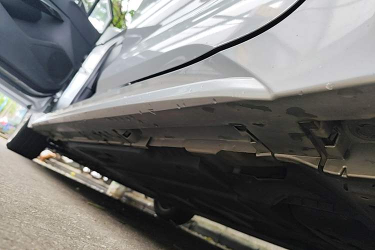 Used Toyota Levin 2021 Dual-Engine 1.8H E-CVT Luxury Edition Left Side Sill
