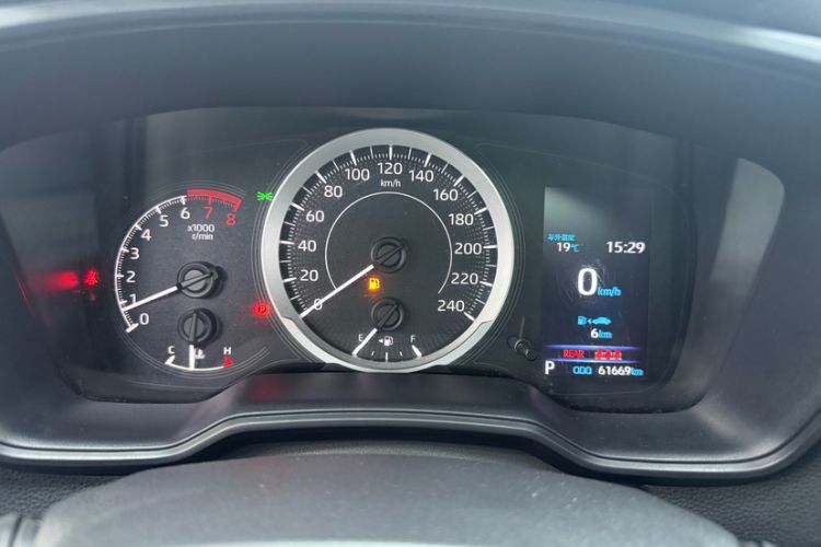 Used Toyota Levin 2021 185T CVT Luxury Edition Odometer Close Up