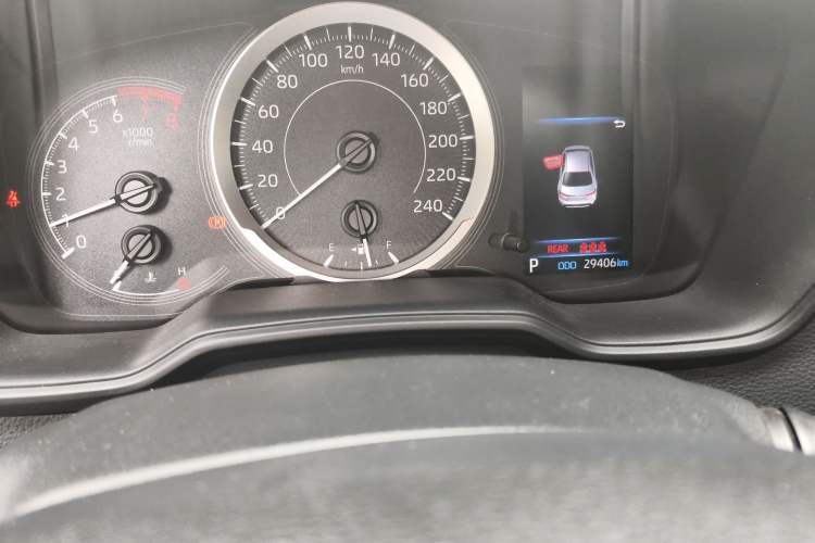 Used Toyota Levin 2021 185T CVT Luxury Edition Odometer Close Up