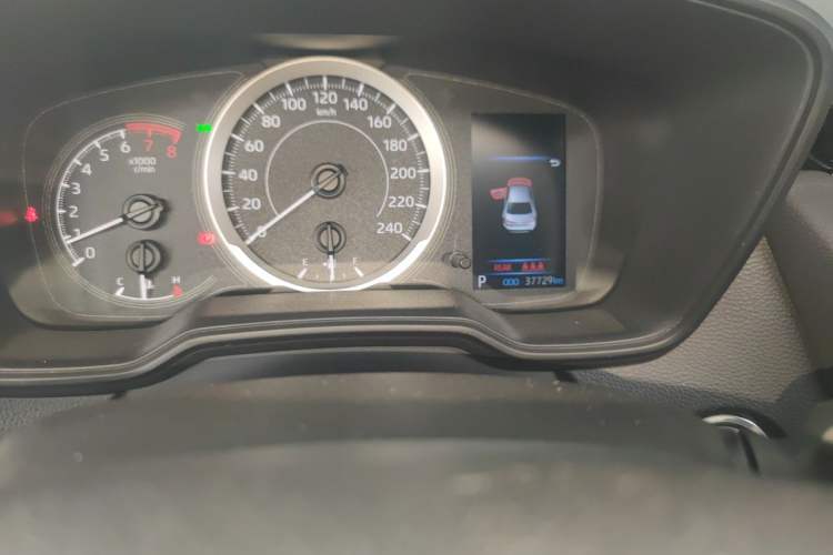 Used Toyota Levin 2021 185T CVT Sport Edition Odometer Close Up