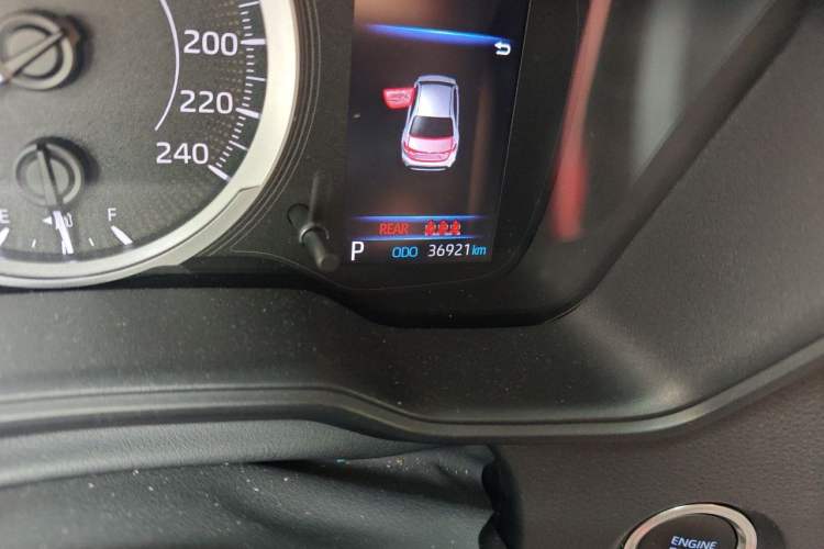 Used Toyota Levin 2021 185T CVT Luxury Edition Odometer Close Up