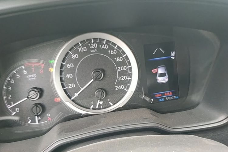 Used Toyota Levin 2021 185T CVT Luxury Edition Odometer Close Up