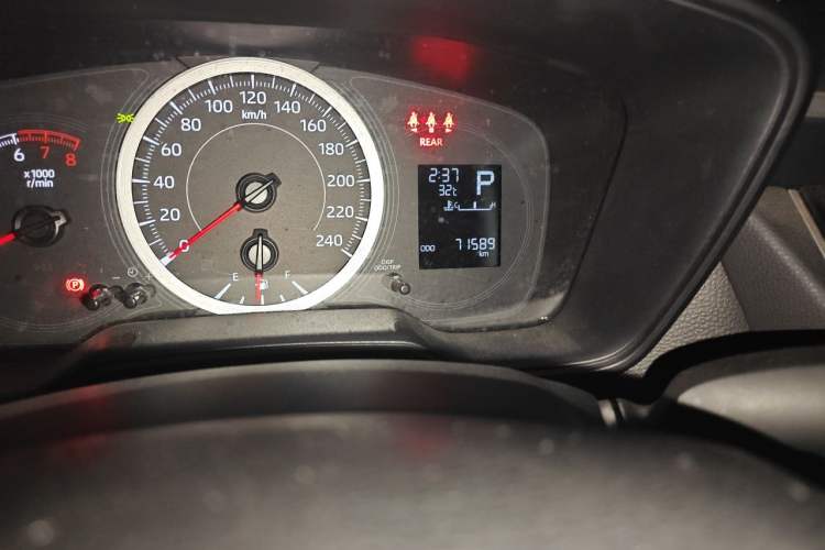 Used Toyota Levin 2021 185T CVT Entry-Level Version Odometer Close Up