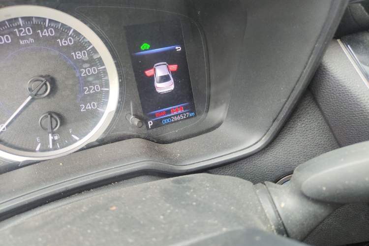Used Toyota Levin 2021 Dual-Engine 1.8H E-CVT Luxury Edition Odometer Close Up