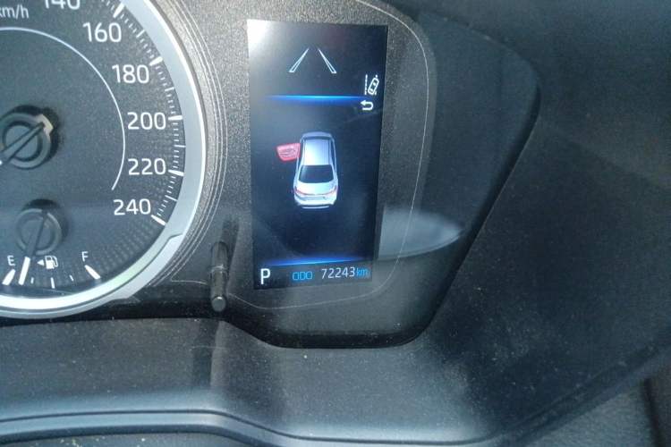 Used Toyota Levin 2021 185T CVT Sport Edition Odometer Close Up