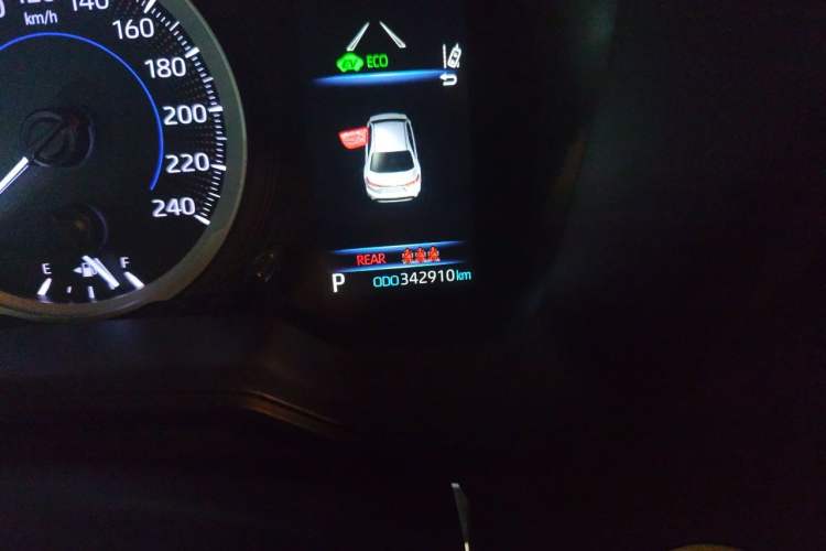 Used Toyota Levin 2021 Dual-Motor 1.8H E-CVT Leading Edition Odometer Close Up