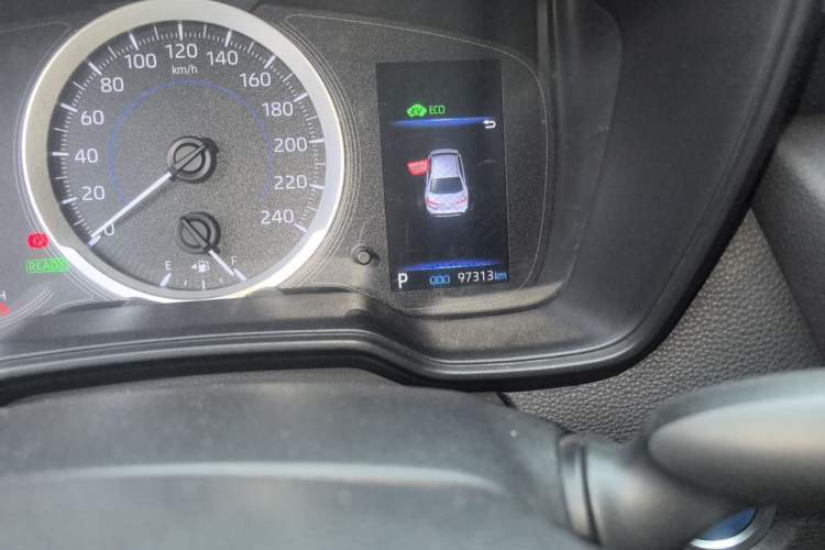 Used Toyota Levin 2021 Dual-Motor 1.8H E-CVT Progressive Edition Odometer Close Up