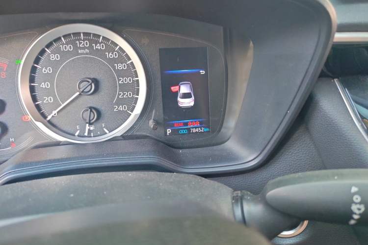 Used Toyota Levin 2021 185T CVT Sport Edition Odometer Close Up