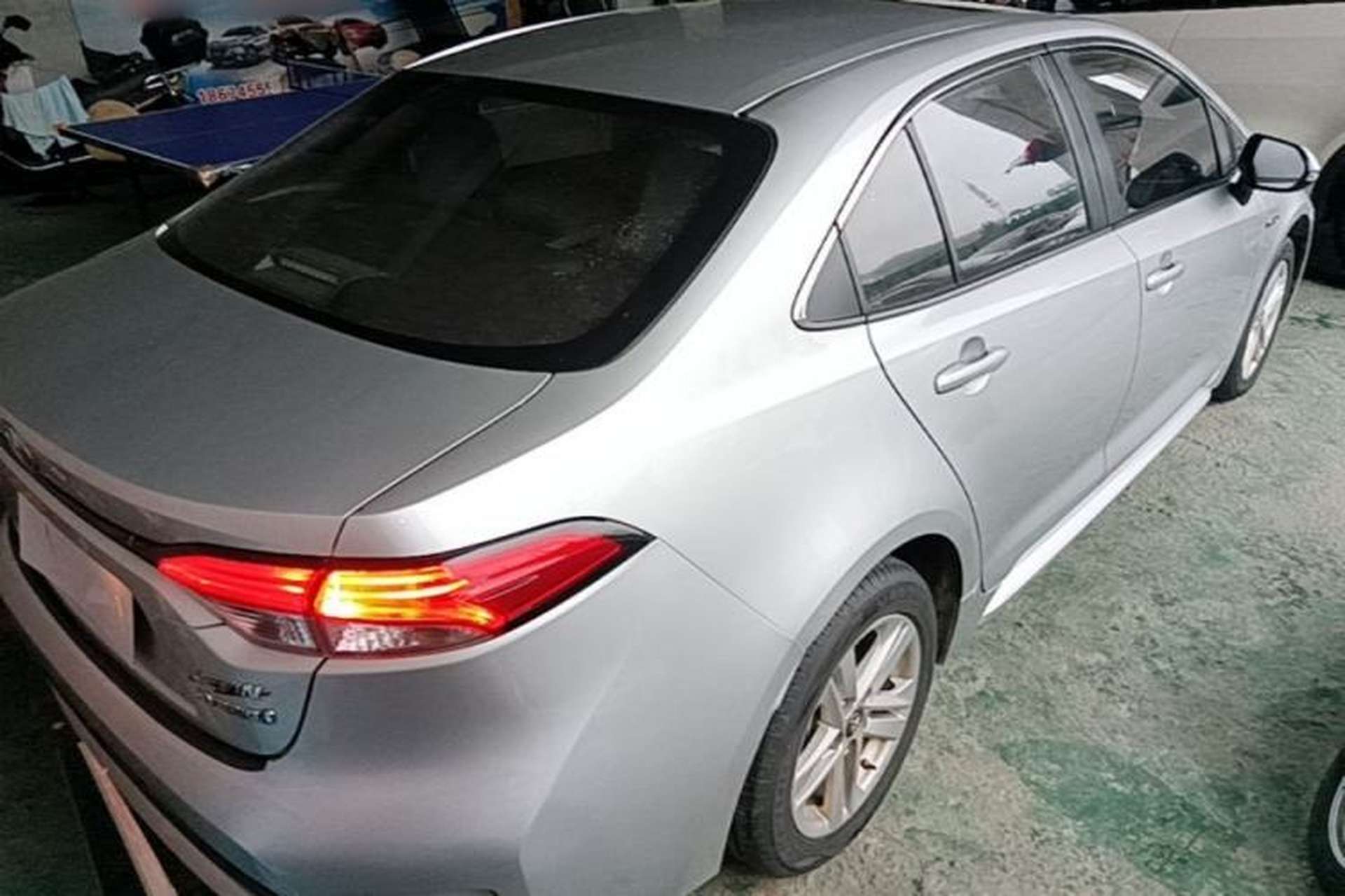 Used Toyota Levin 2021 Dual-Engine 1.8H E-CVT Luxury Edition Rear Right 45 Deg