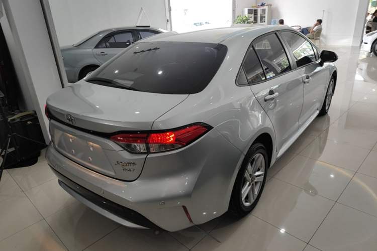 Used Toyota Levin 2021 185T CVT Luxury Edition Rear Right 45 Deg