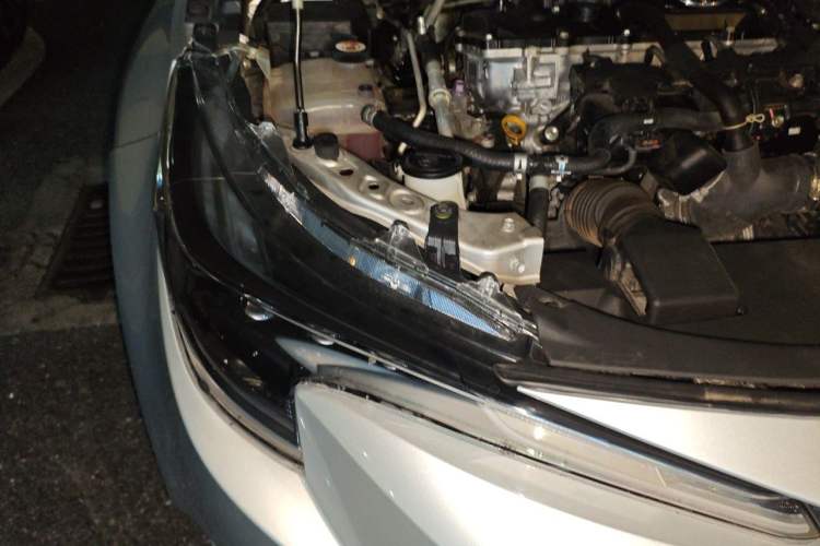 Used Toyota Levin 2021 Dual-Engine 1.8H E-CVT Luxury Edition Right Front Headlight