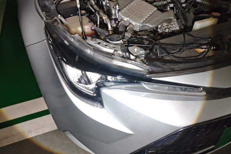 Used Toyota Levin 2021 185T CVT Luxury Edition Right Front Headlight