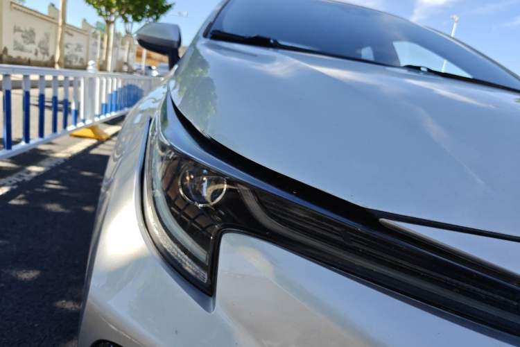 Used Toyota Levin 2021 Dual-Motor 1.8H E-CVT Sport Edition Right Front Headlight