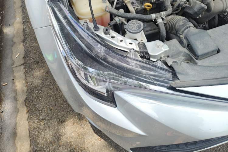 Used Toyota Levin 2021 Dual-Motor 1.8H E-CVT Progressive Edition Right Front Headlight