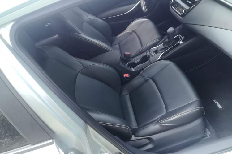Used Toyota Levin 2021 Dual-Engine 1.8H E-CVT Luxury Edition Right Front Seat