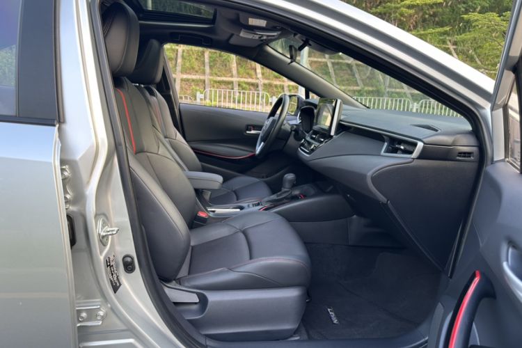 Used Toyota Levin 2021 Dual-Motor 1.8H E-CVT Sport Edition Right Front Seat